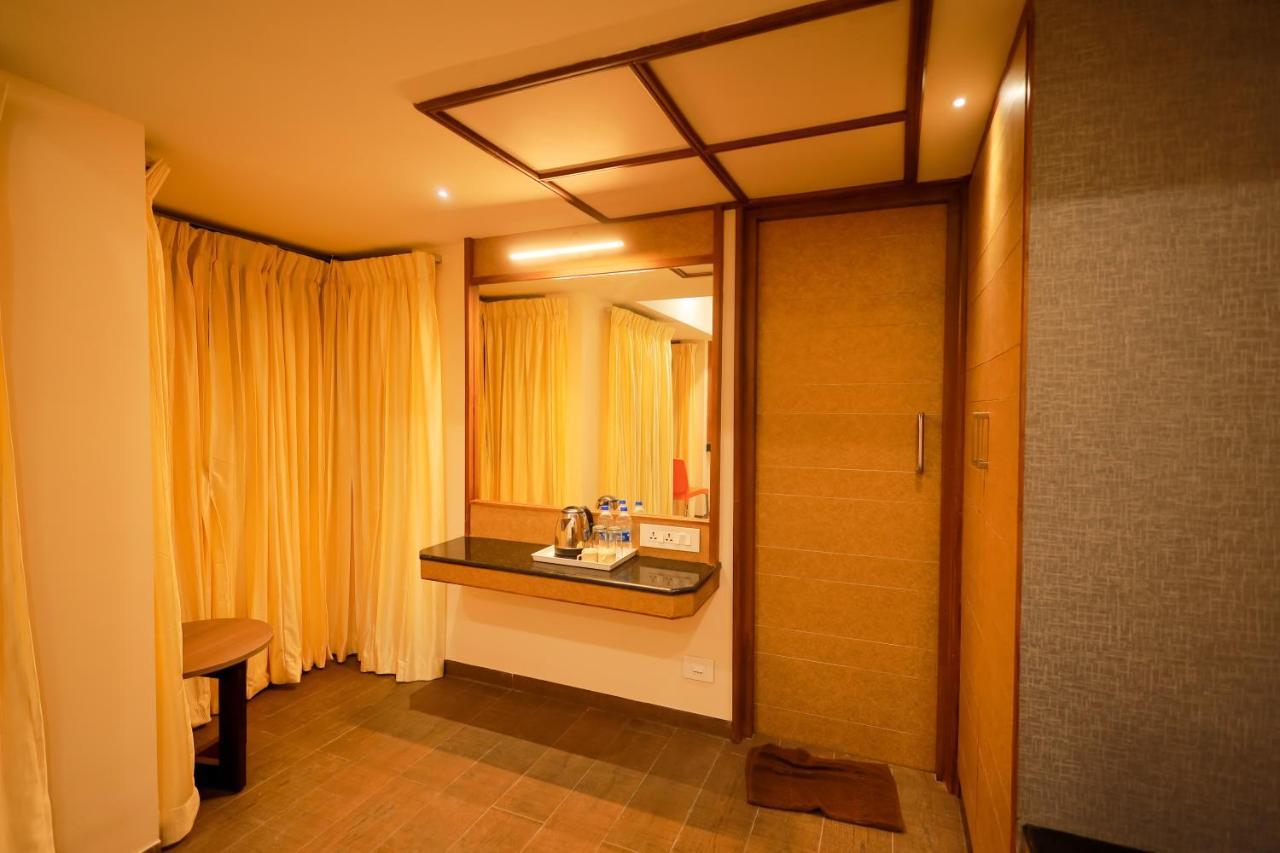 Hotel Grand Sabarees Maduráj Kültér fotó